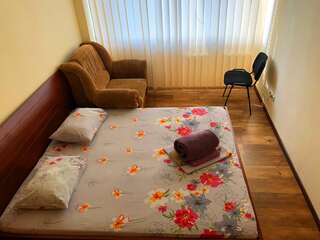 Отель Freedom Hotel Kiev Киев Трехместный номер с собственной ванной комнатой-3
